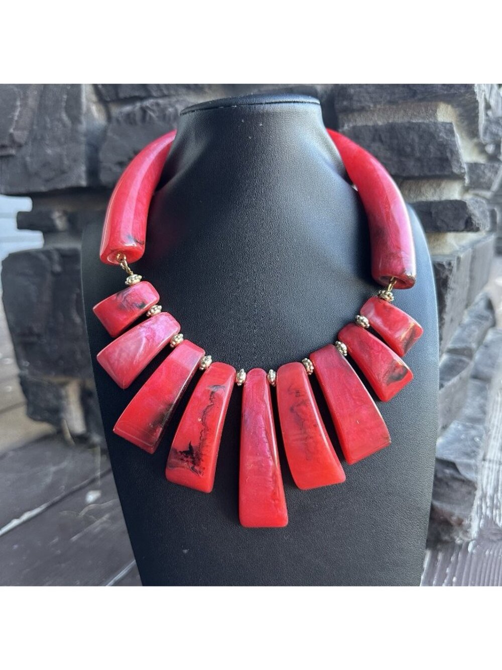 VTG 70s Red Lucite Bib Necklace Chunky Luminescent Statement Jewelry